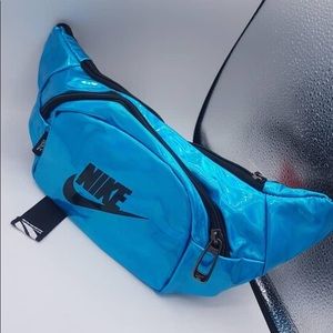 Nike waist fanny pack
